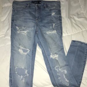 Hollister ripped high waisted skinny jeans
